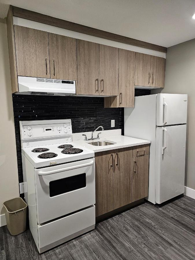 Western Budget Motel #1 Leduc/Nisku Экстерьер фото